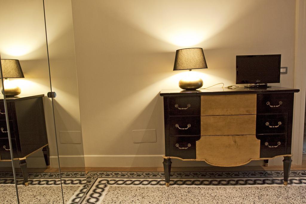 Palazzo 900 Bed & Breakfast Brindisi Oda fotoğraf